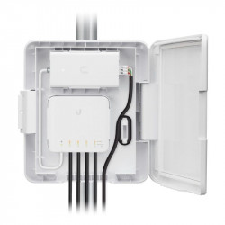 Carcasa ubiquiti switch...